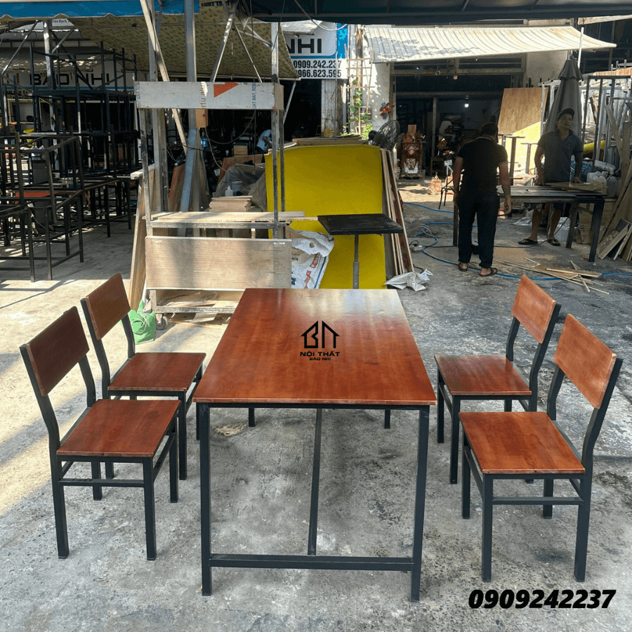 Bàn Ghế Quán Ăn